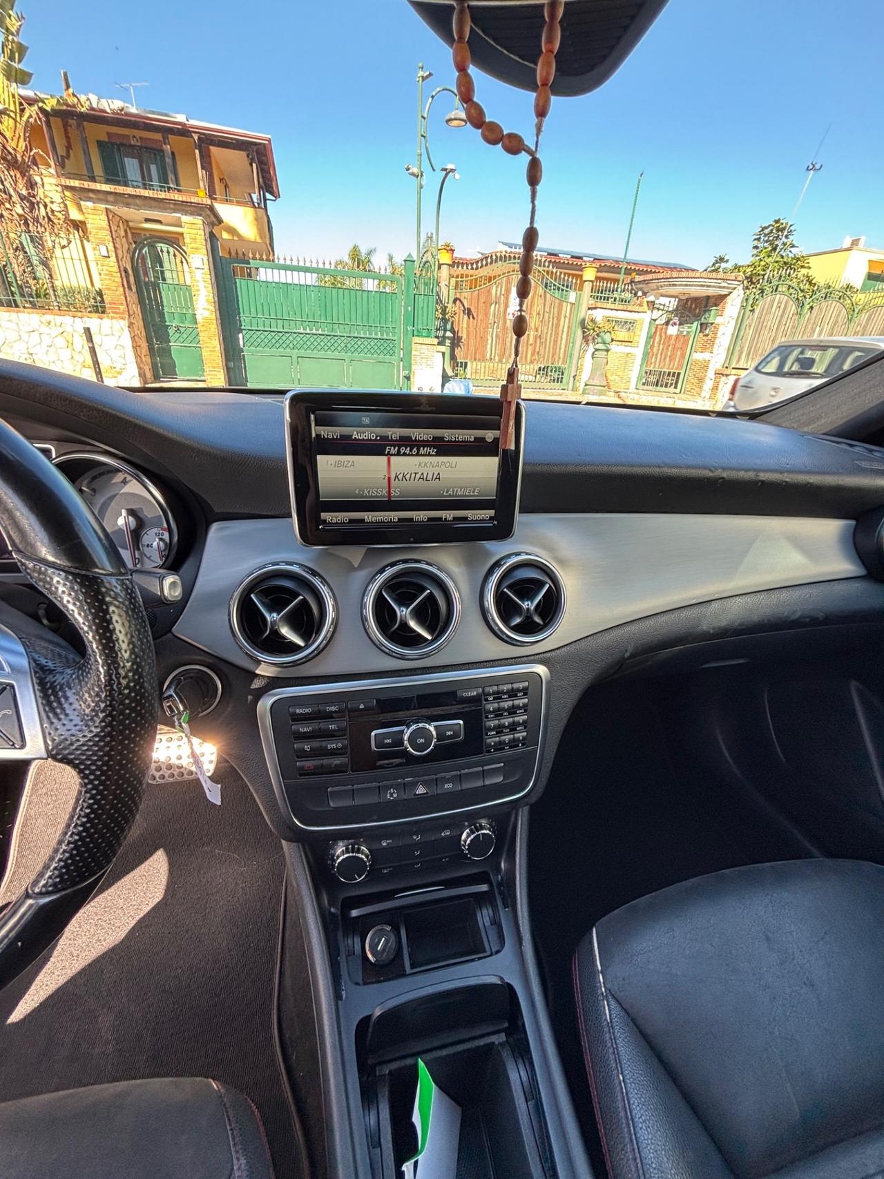 Mercedes-benz GLA 200 CDI Automatic Executive
