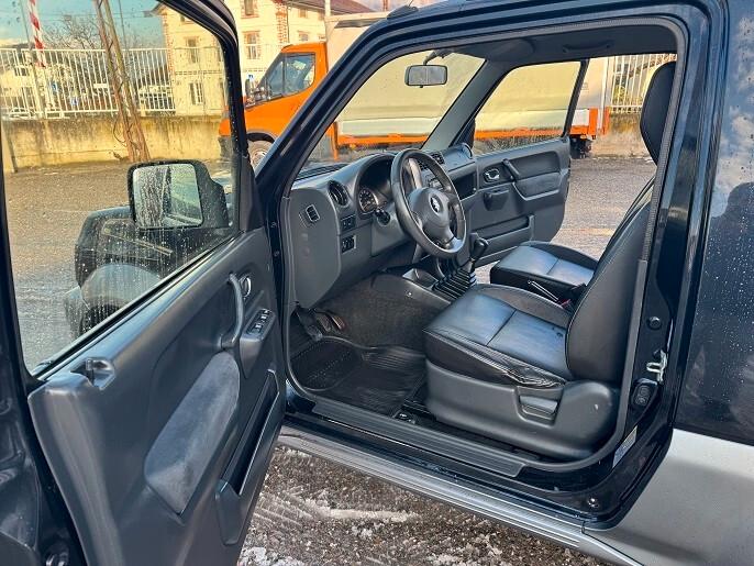 Suzuki Jimny 1.3 vvt Evolution 4wD Pelle