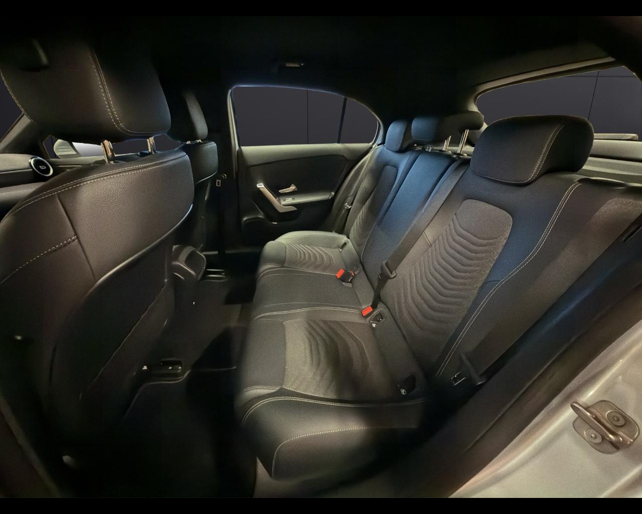 Mercedes-Benz A 180D Automatic Advanced