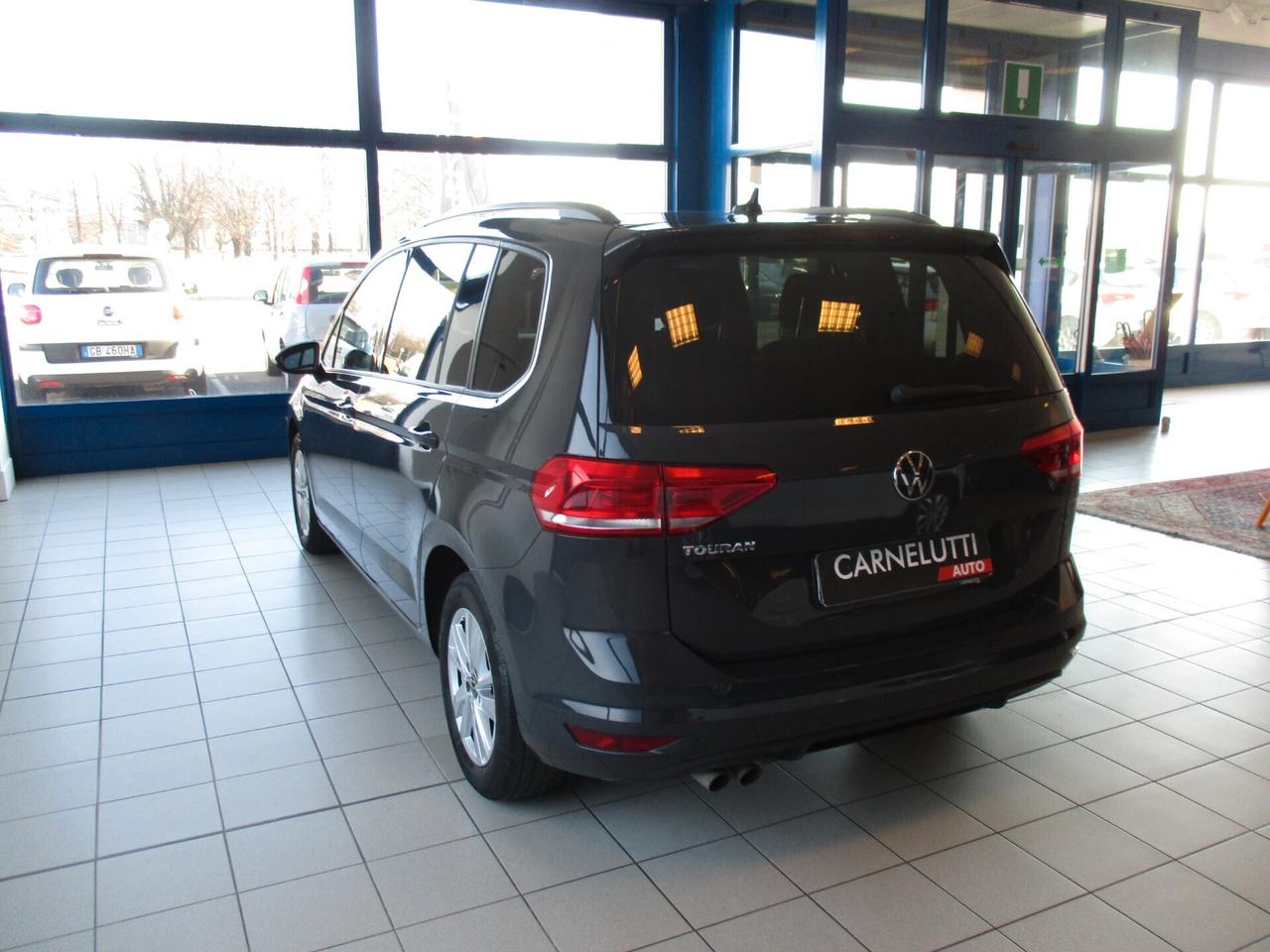 Volkswagen Touran 2.0 TDI 150 CV SCR DSG Executive BlueMotion Tech.