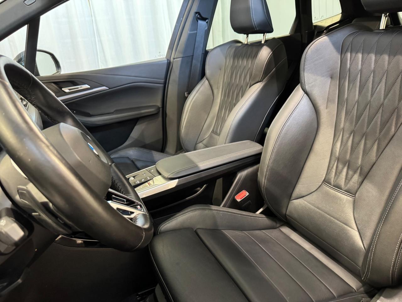 Bmw 2er Active Tourer 218i Msport - FULL!!