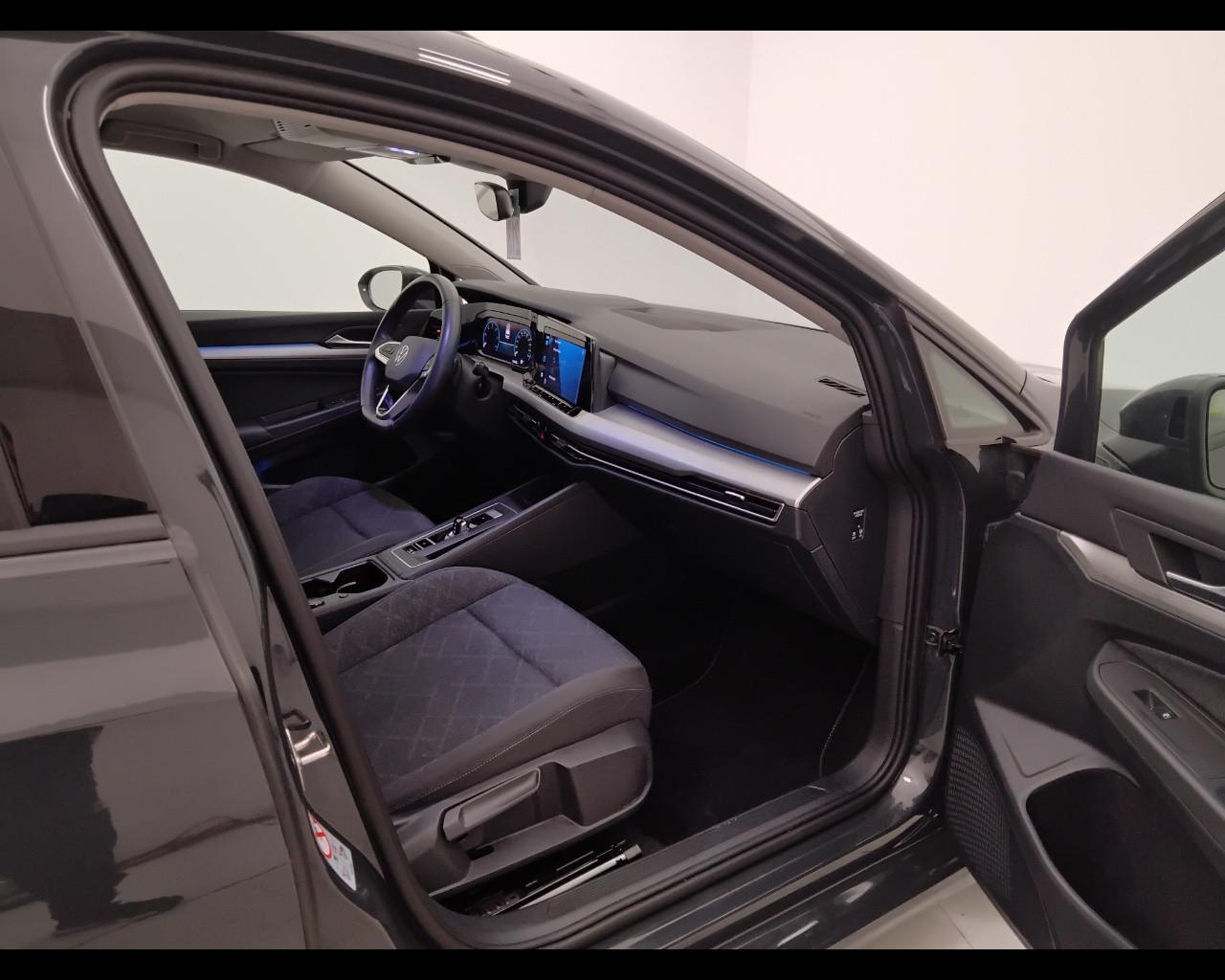 VOLKSWAGEN Golf VIII 2020 Variant - Golf Variant 2.0 tdi Life 115cv dsg