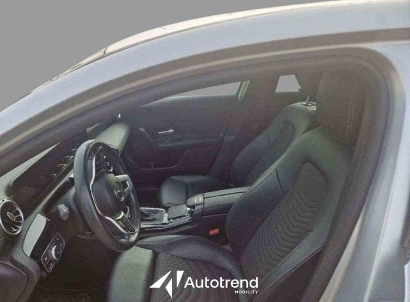 Mercedes-Benz Classe A 180 d 116 CV NAVI LED Business Extra