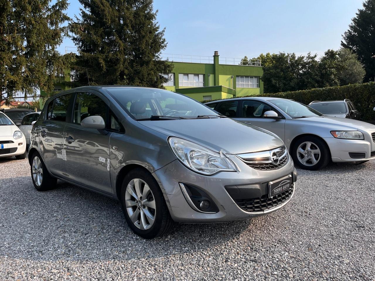 Opel Corsa 1.2 5 porte Elective