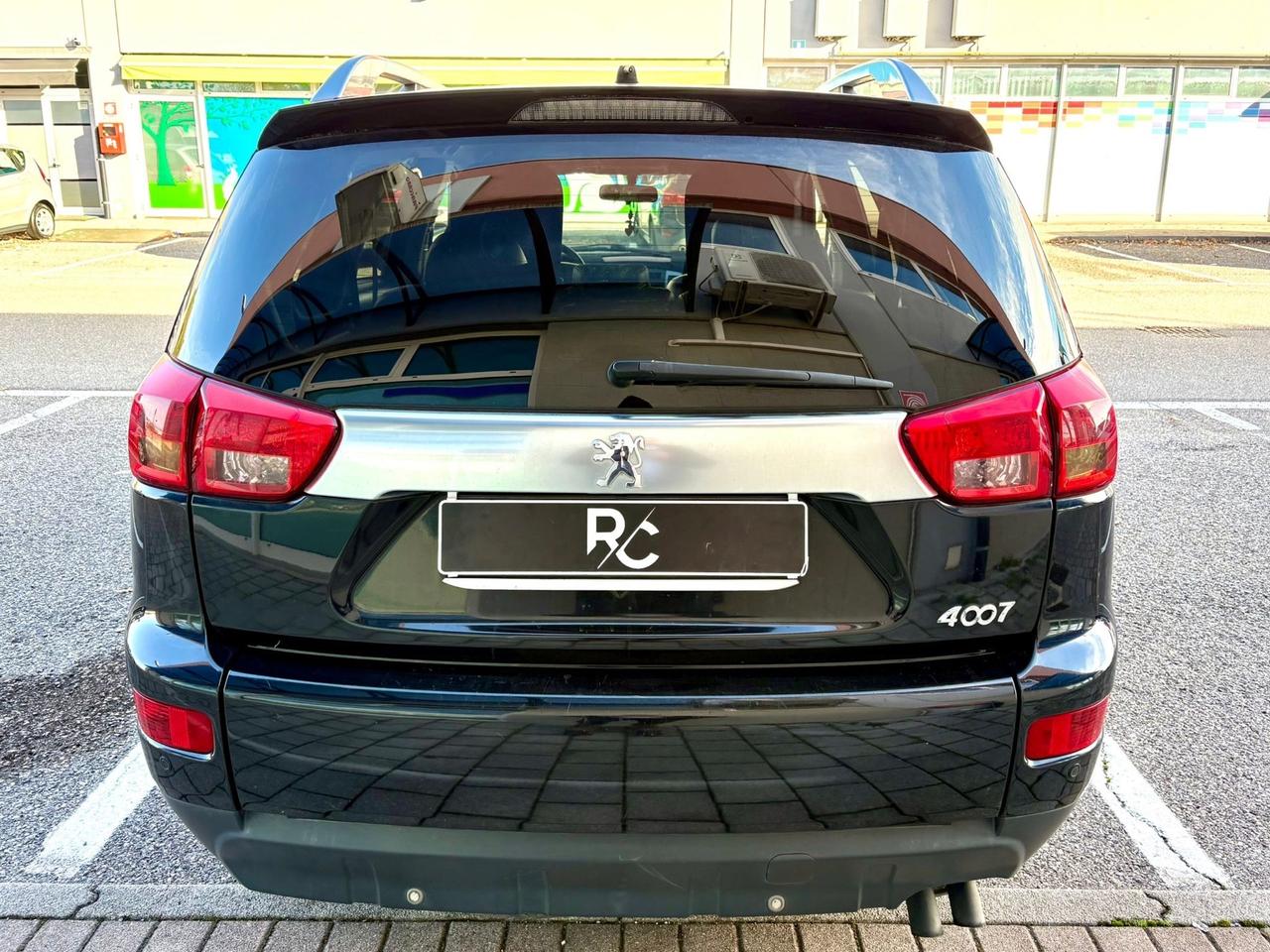 Peugeot 4007 2.2 HDi