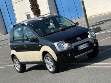 Fiat Panda 1.3 MJT 16V 4x4 Cross-DA VETRINA-PERMUTABILE