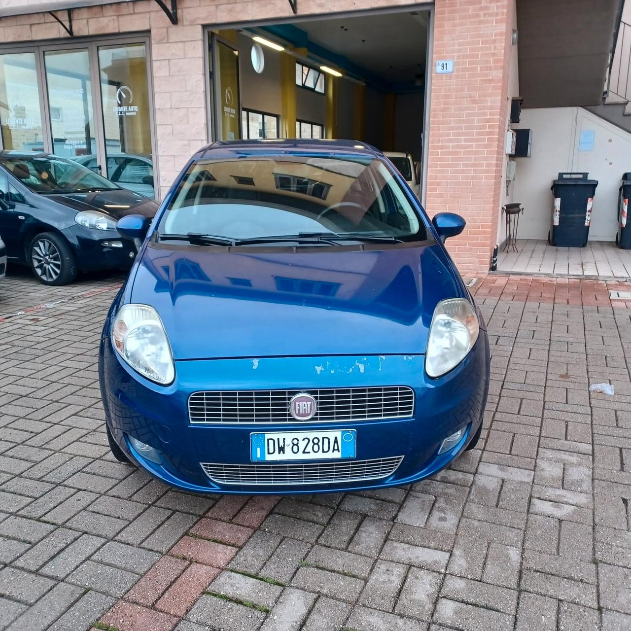 NEOPATENTATI G. PUNTO 1.4 BENZINA / METANO DI FABBRICA