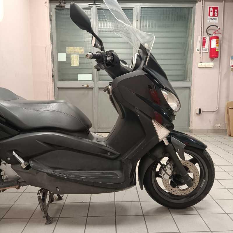 Yamaha X-Max 250 - 2013