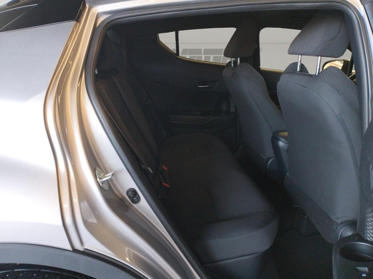 Toyota C-HR 1.8h Lounge 2wd e-cvt