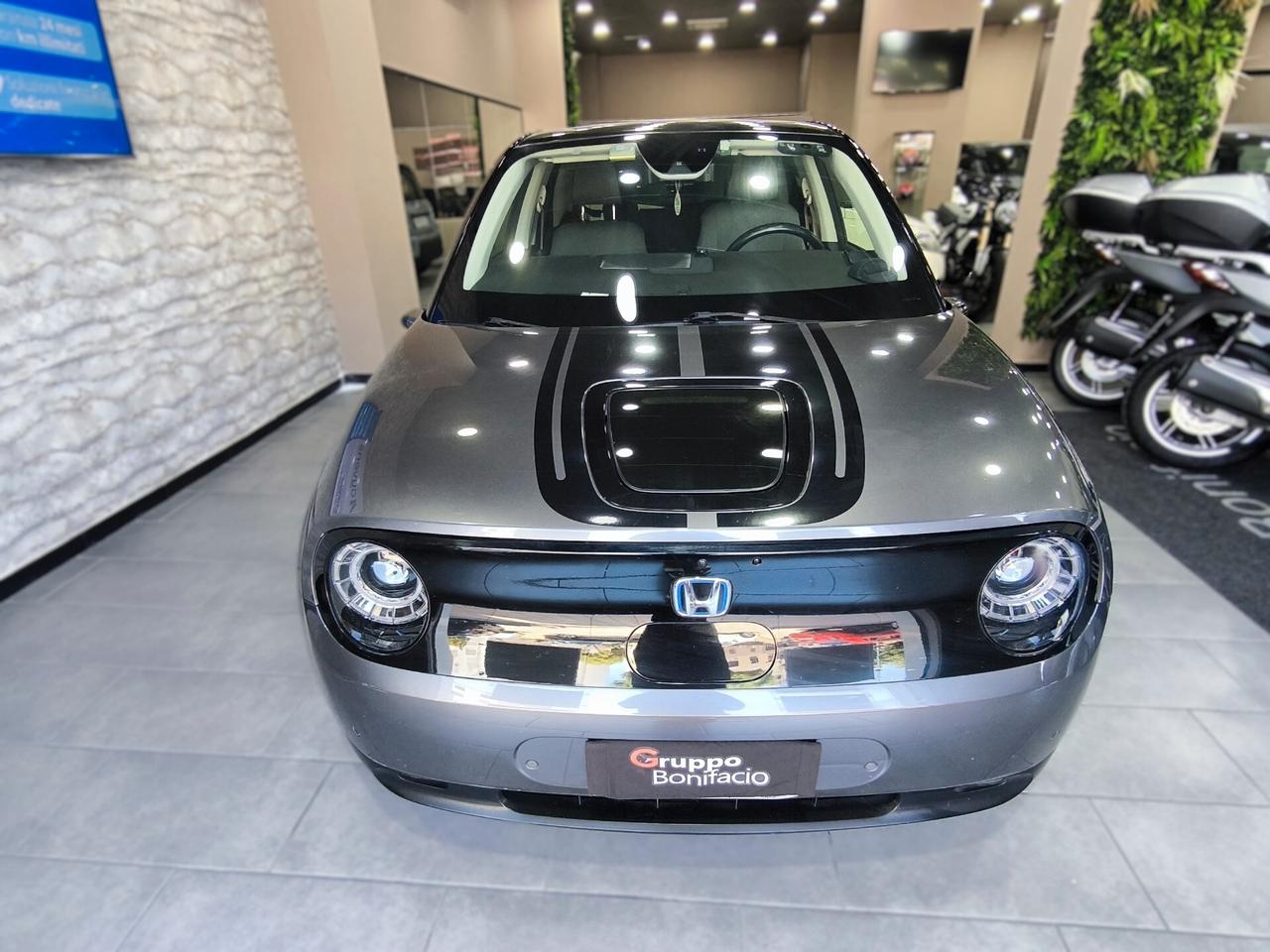 Honda e