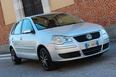 Volkswagen Polo 1.2/64CV 12V 5p. Comfortline UNICA PROPRIETARIA CLIMA NEOPATENTATI ESTETICA DA VETRINA