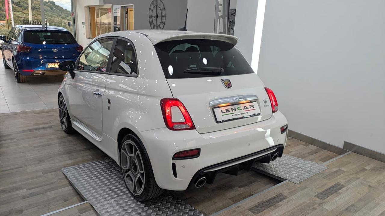 Abarth 595 1.4 Turbo T-Jet 165 CV Turismo