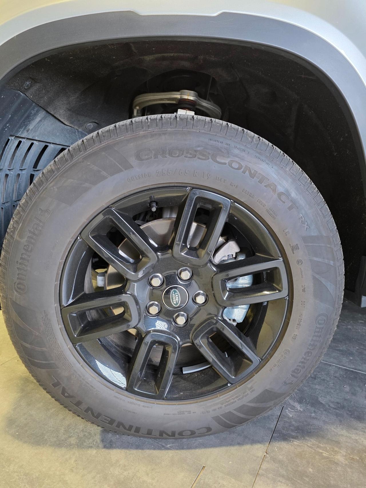 Land Rover Defender 90 3.0D I6 200 CV AWD Auto SE