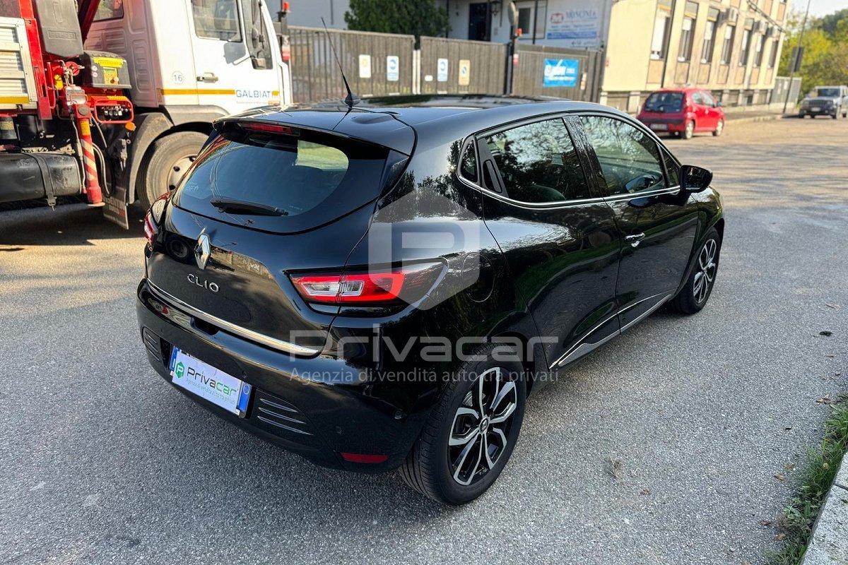 RENAULT Clio TCe 12V 90 CV 5 porte Moschino Zen