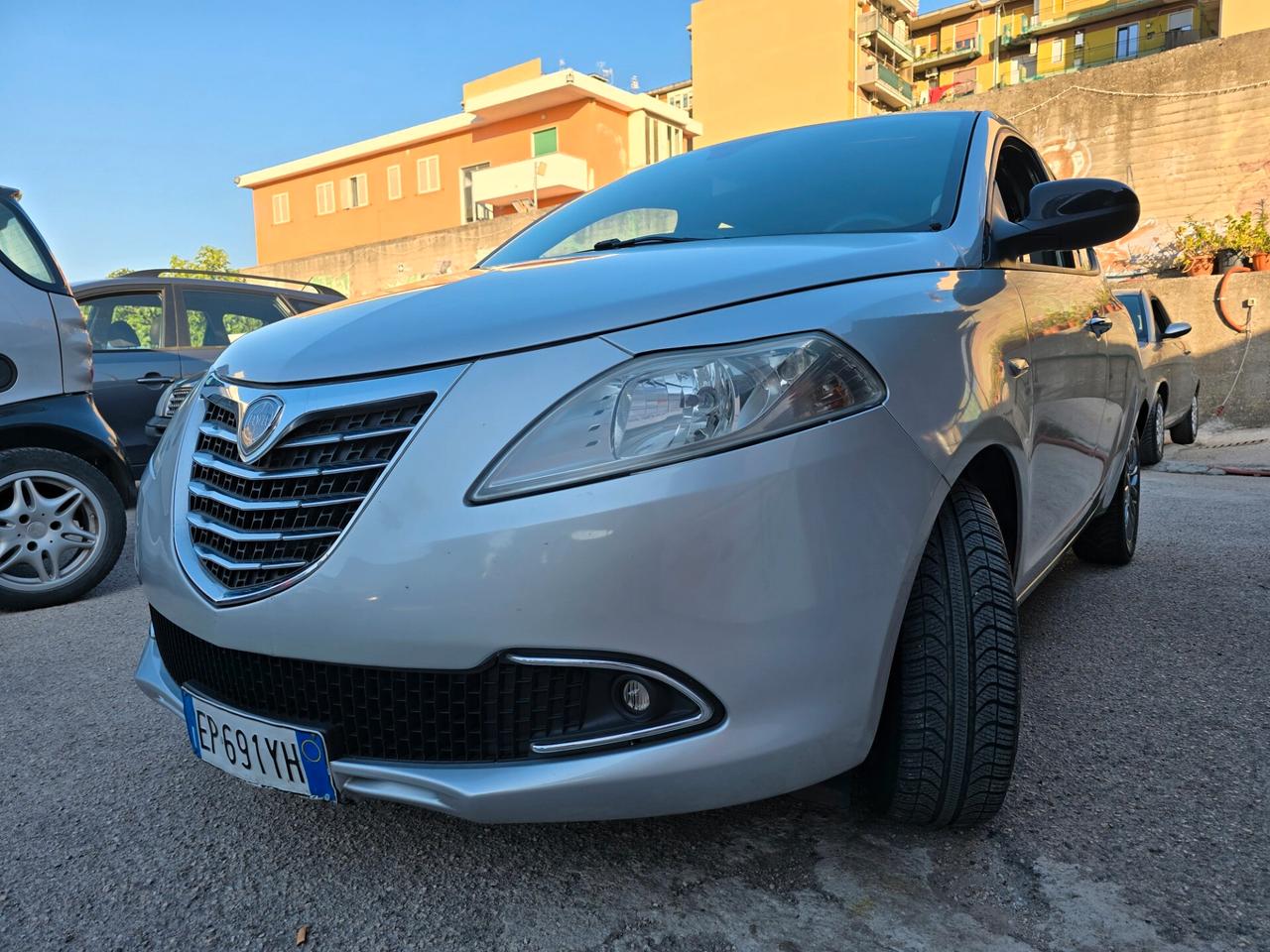 Lancia Ypsilon 0.9 TwinAir 85cv full opt 2013
