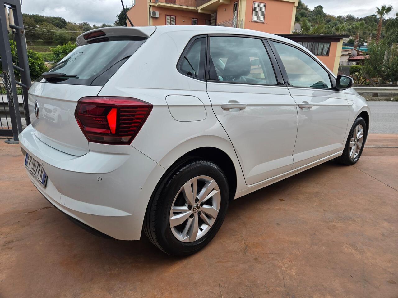 Volkswagen Polo 1.6 TDI 95 CV DSG 5p Comfortline BlueMotion Tech.