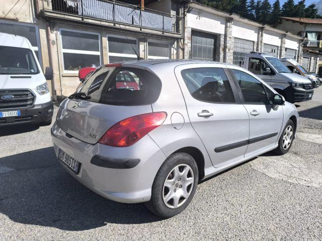 PEUGEOT 308 1.6 HDi 90CV 5p. adatta a NEOPATENTATI
