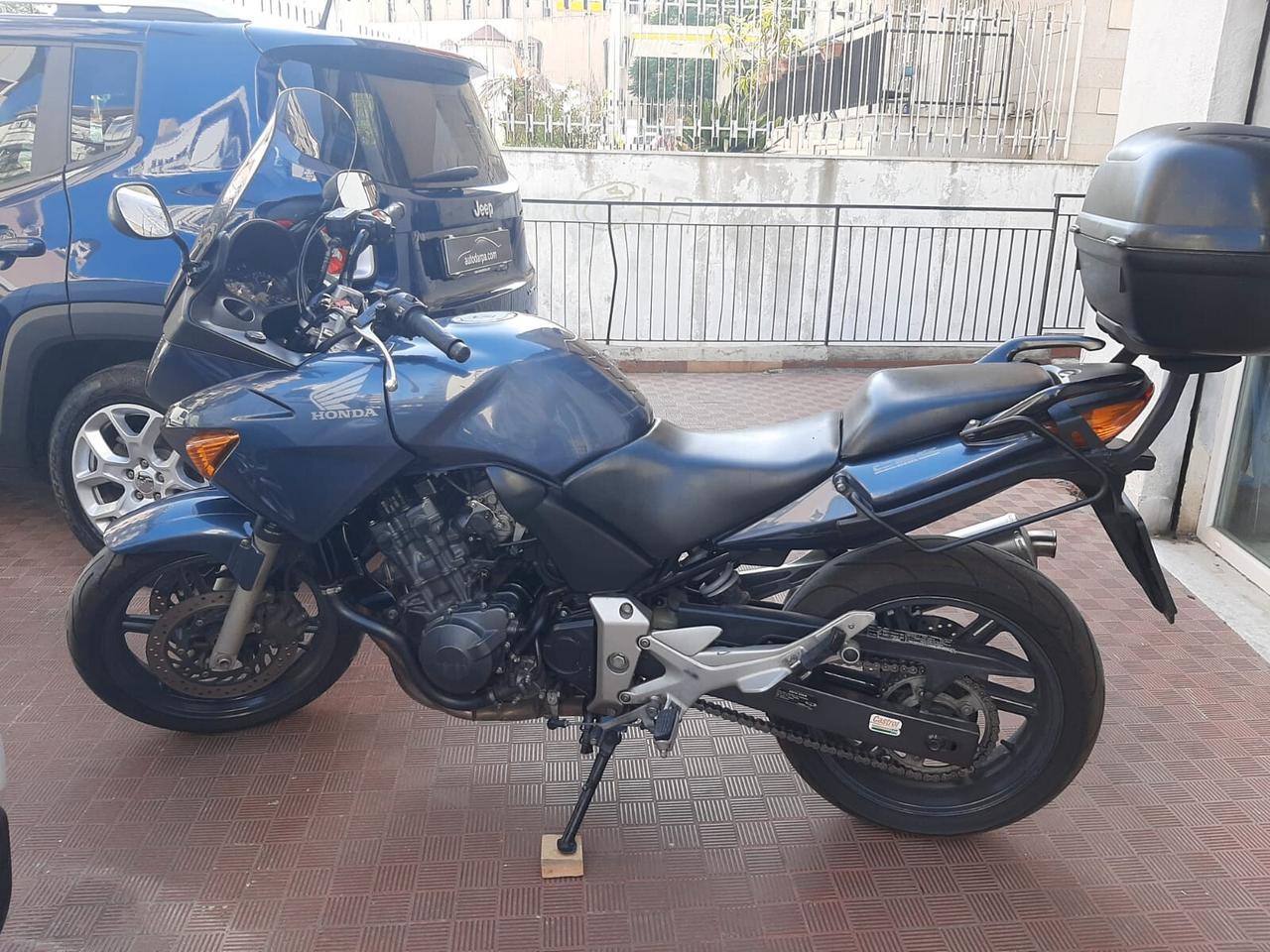 Honda CBF 600