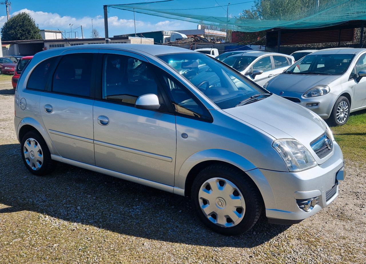Opel Meriva 1.6 16V Cosmo