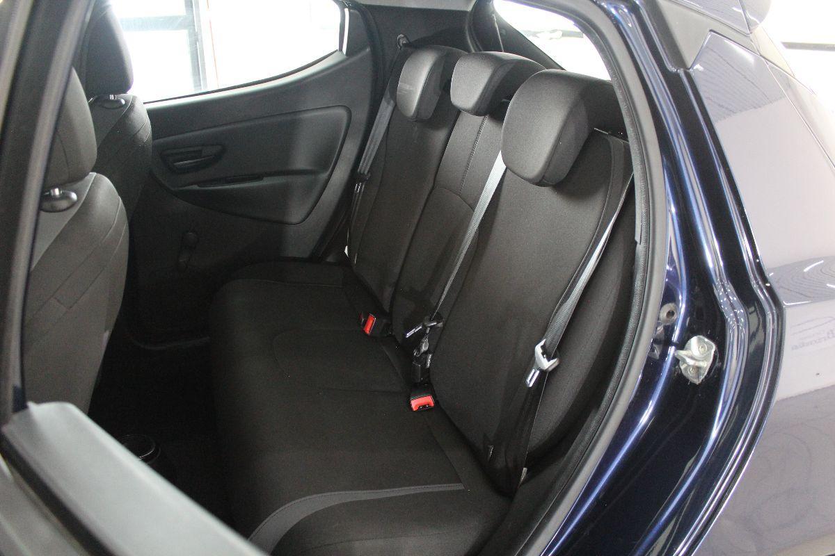 LANCIA - Ypsilon - 1.2 69 CV 5p. Silver