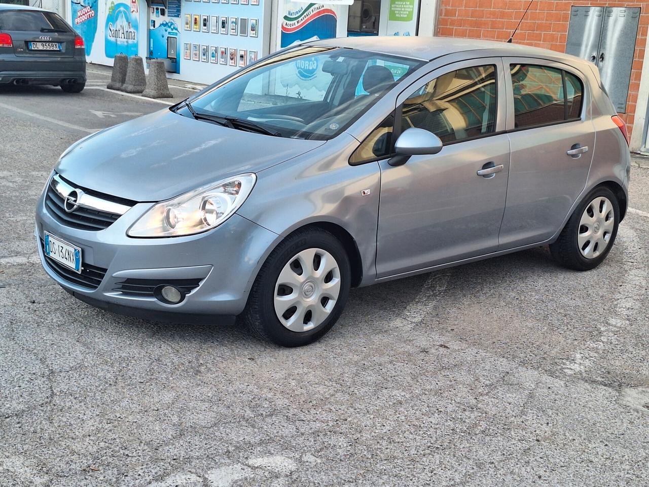 Opel Corsa 2009 1.2 IMPIANTO METANO MOTORE RIFATTO 5 PORTE