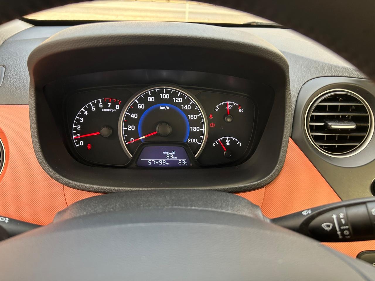 Hyundai i10 1.0 benzina 65 cavalli 2014 57.000 km