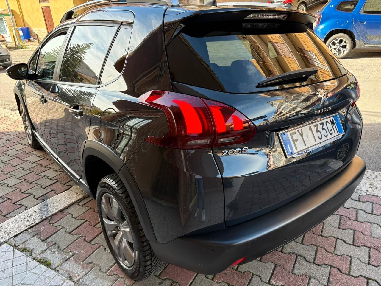 Peugeot 2008 BlueHDi 100 S&S Signature