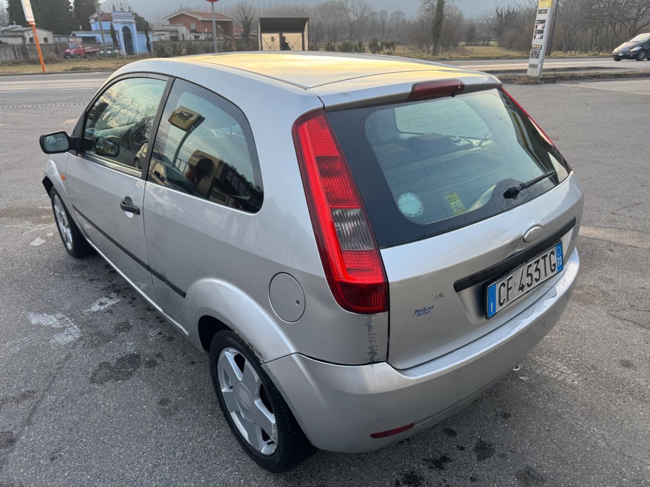 Ford Fiesta 1.3 benzina 70cv 3p
