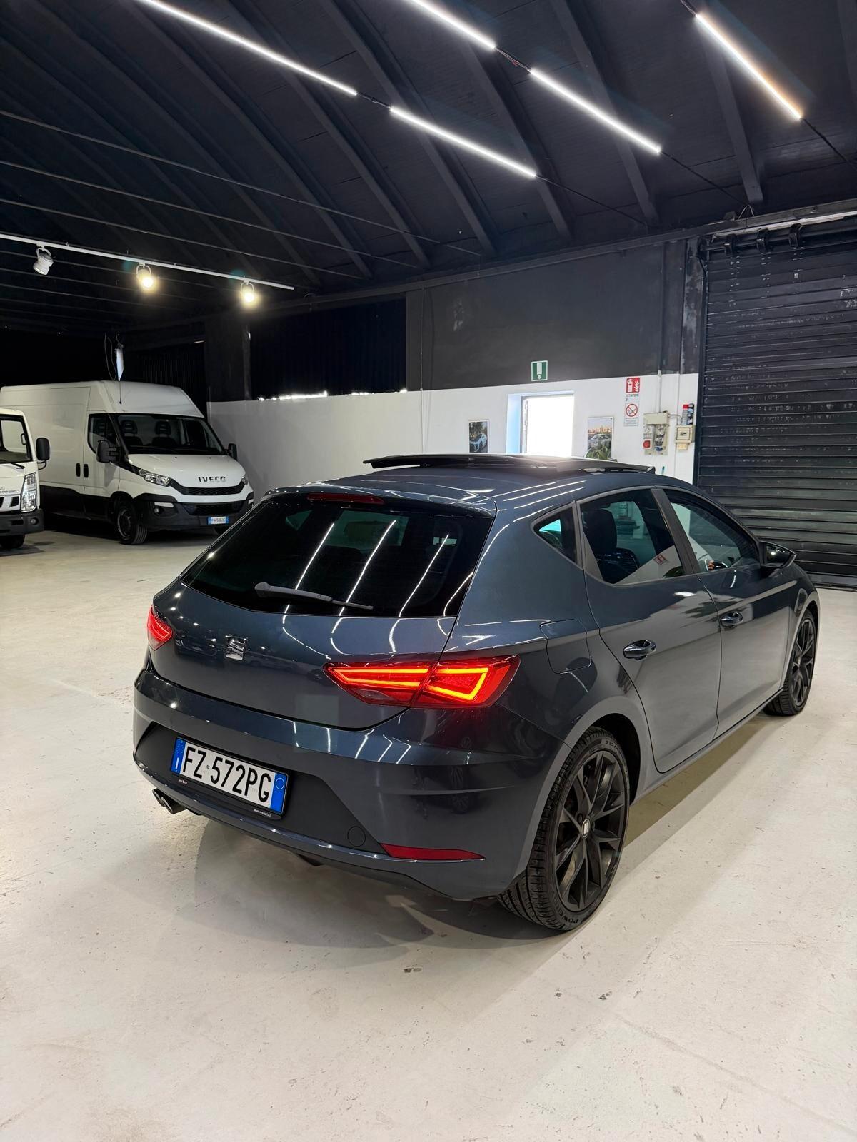 Seat Leon 2.0 TDI 150 CV DSG 5p. Black Edition