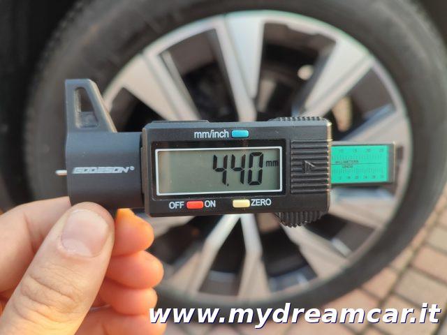 VOLVO V90 Cross Country B4 (d) AWD 197CV Geartronic Business Pro