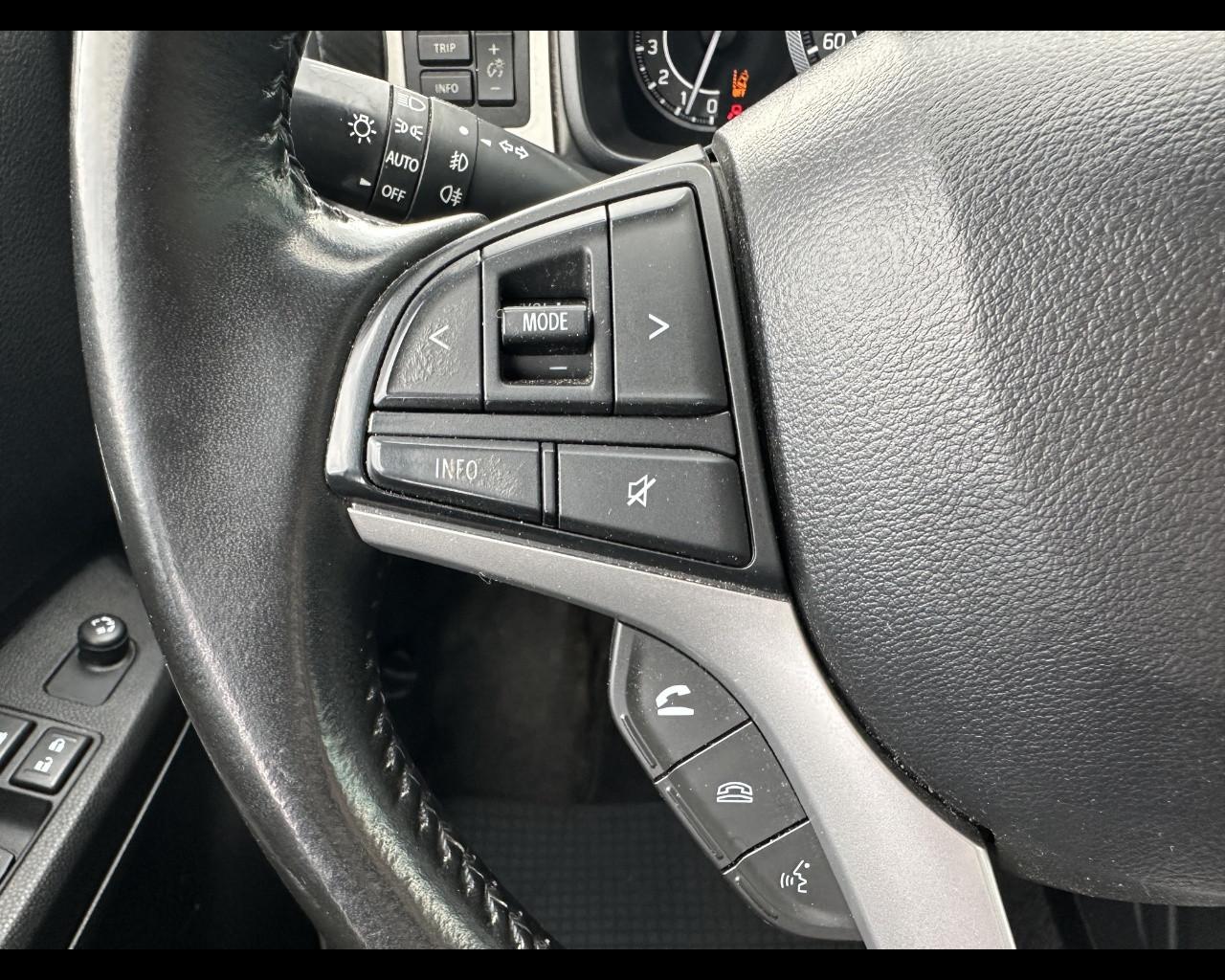 SUZUKI Ignis (2016) - Ignis 1.2 Hybrid 4WD All Grip Top