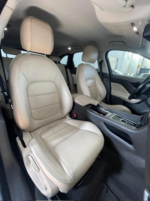 Jaguar F-Pace 3.0 D V6 300 CV AWD aut. S