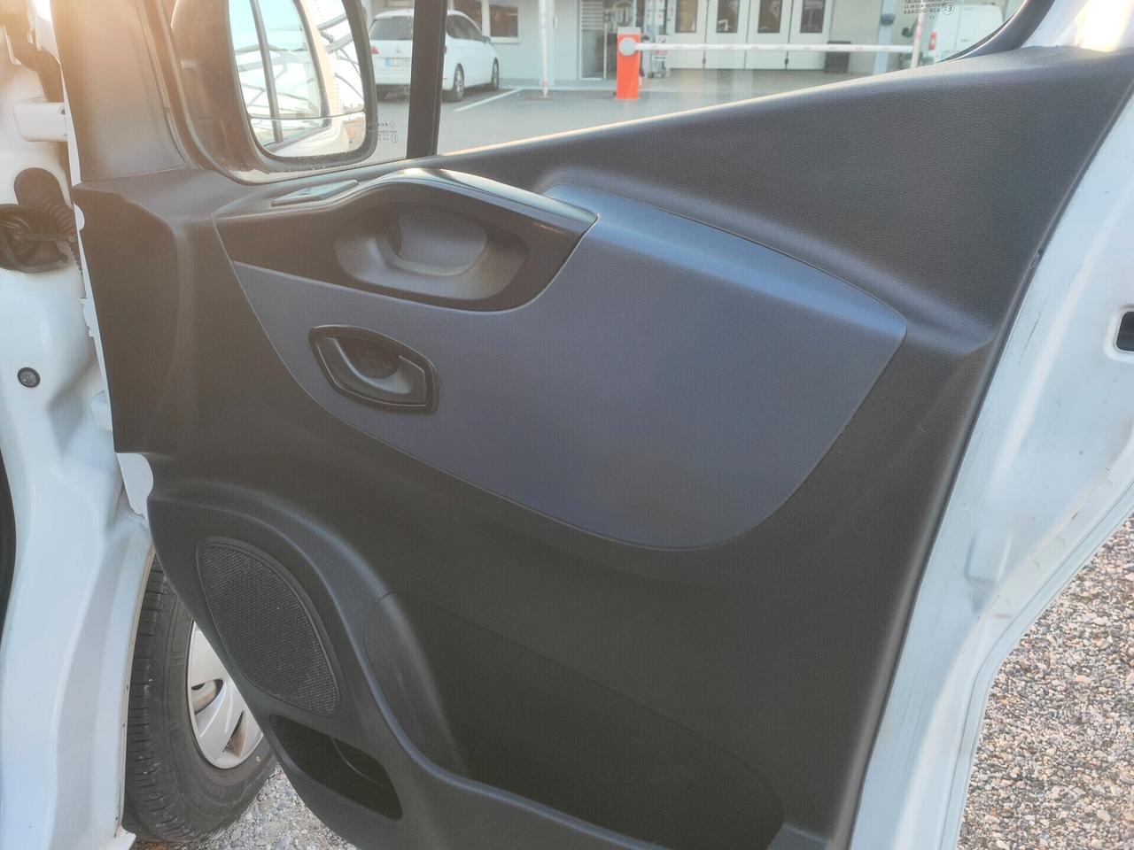 Opel Vivaro 29 1.6 BiTurbo S&S EcoFLEX PC-TN Combi 9 POSTI AUTOVETTURA