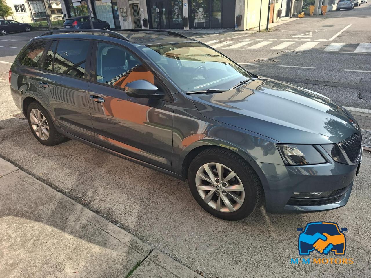 Skoda Octavia Wagon 1.6 tdi Ambition 115cv