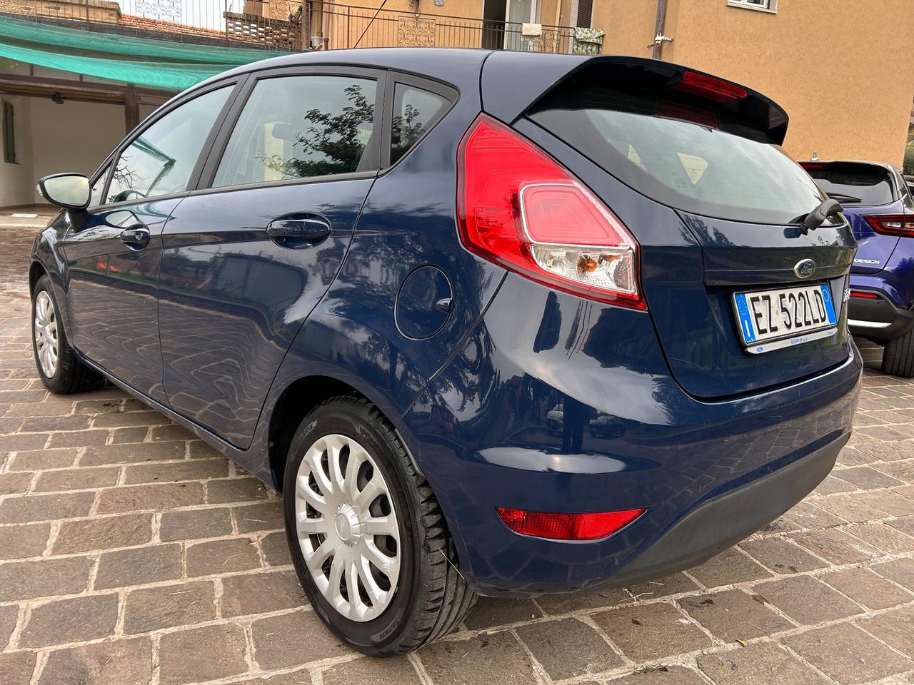 Ford Fiesta 2015 80cv NEOPATENTATI