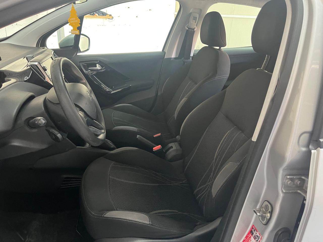 PEUGEOT 208 - BENZINA/GPL