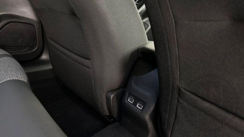 Peugeot 2008 2008 PureTech 100 S&S Allure RETROC. KEYLESS RETROC.