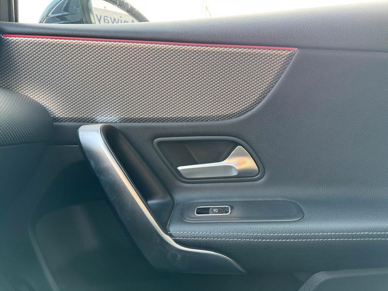 Mercedes-benz A 180 A 180 d Automatic Premium