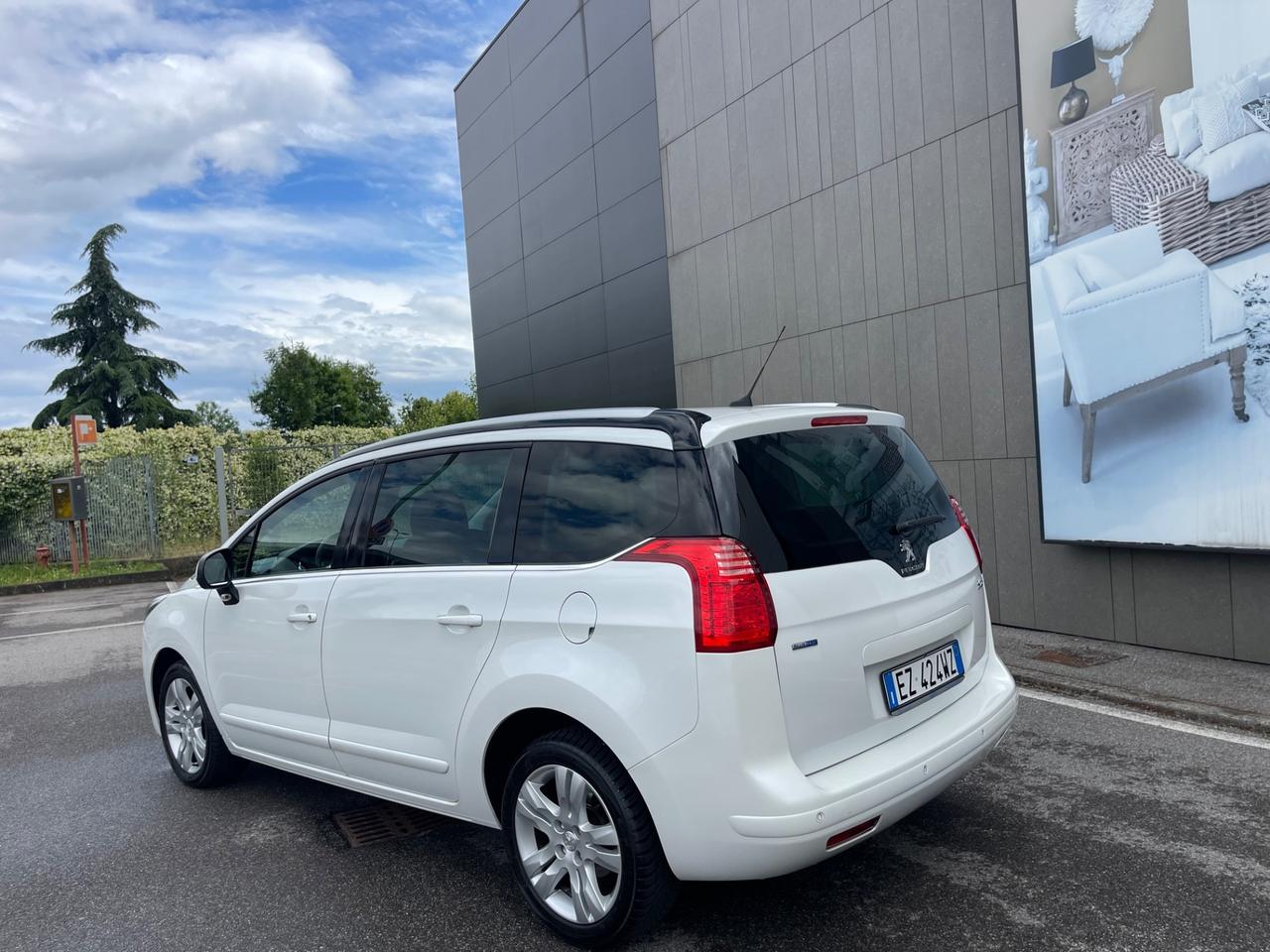 Peugeot 5008 BlueHDi 120 S&S Allure