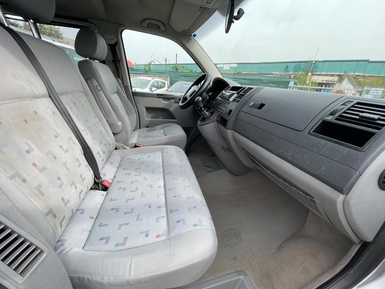 Volkswagen Transporter 2.5 TDI/130CV PC-TM Kombi