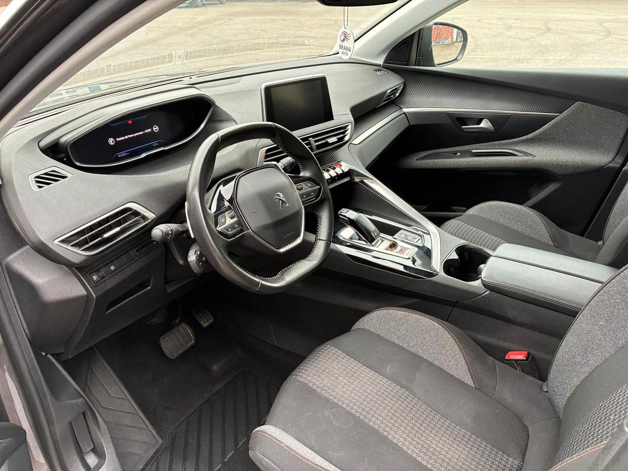 Peugeot 3008 BlueHDi 130 S&S EAT8 Active Pack