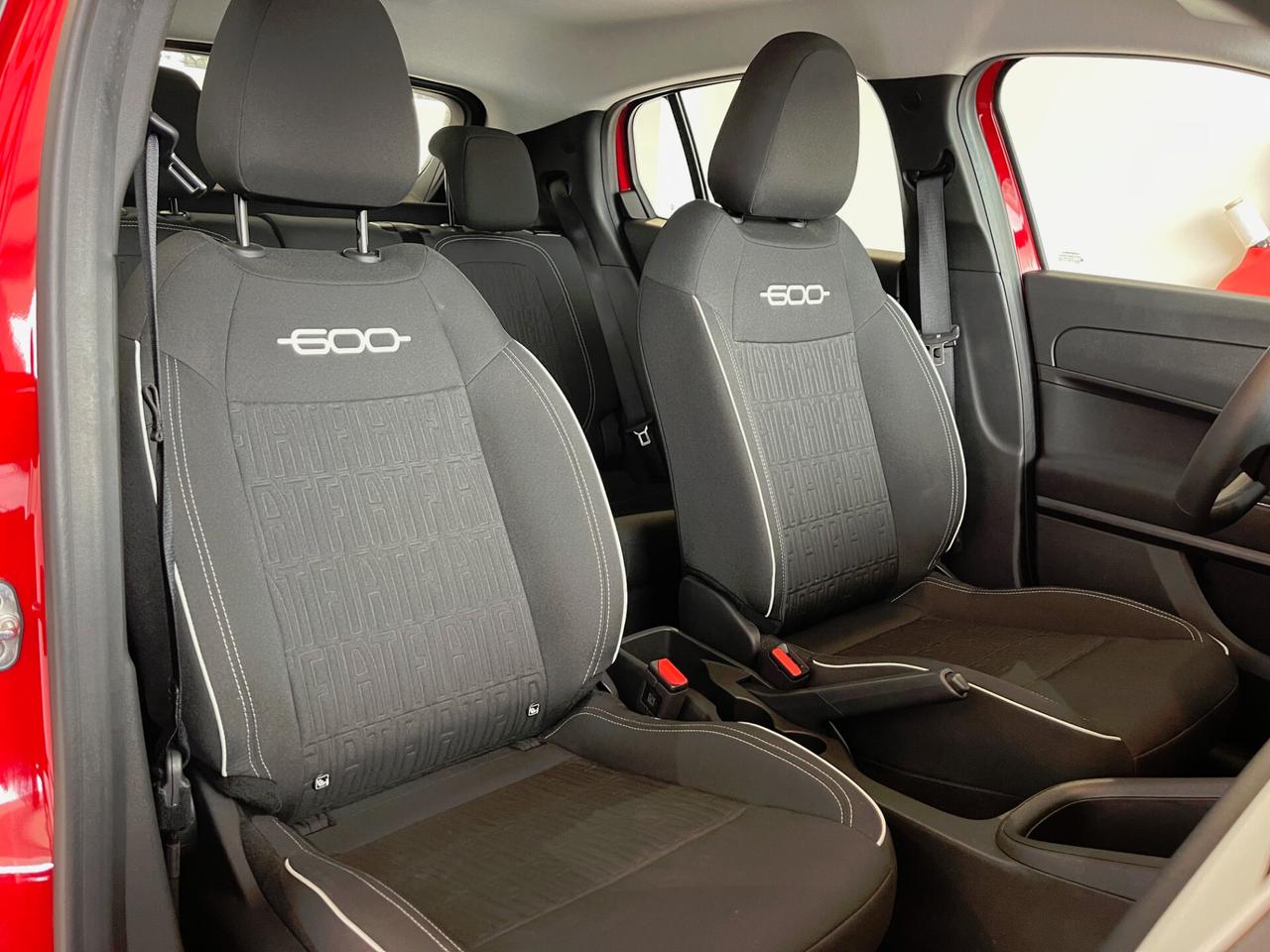 Fiat 600 Hybrid 100 CV DCT MHEV NO VINCOLO DI FINANZIAMENTO