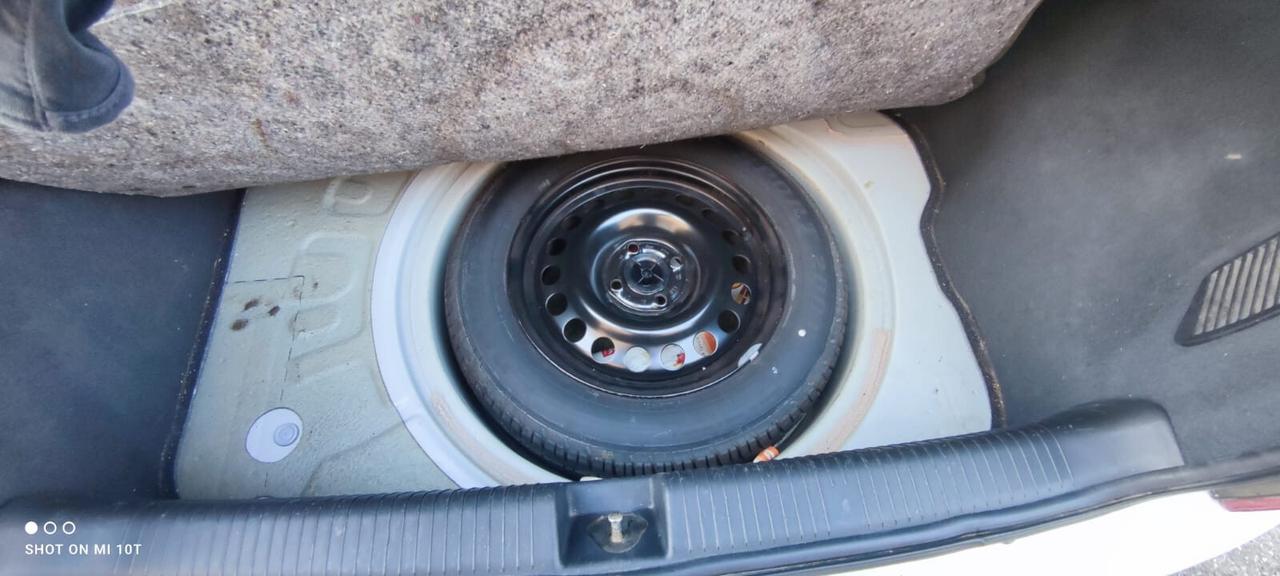 Opel Astra 1.4i 16V cat 5 porte Club