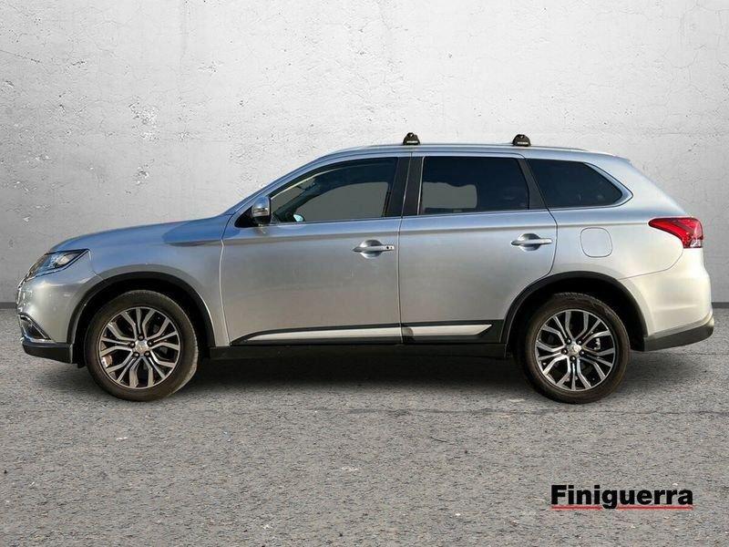Mitsubishi Outlander 2.2 DI-D 4WD Instyle 7p.