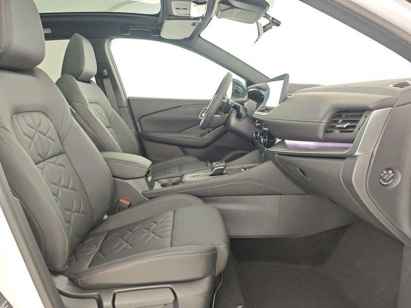 Nissan Qashqai MHEV 158 CV Xtronic Tekna + bicolor Nero +tetto panoramico in vetro