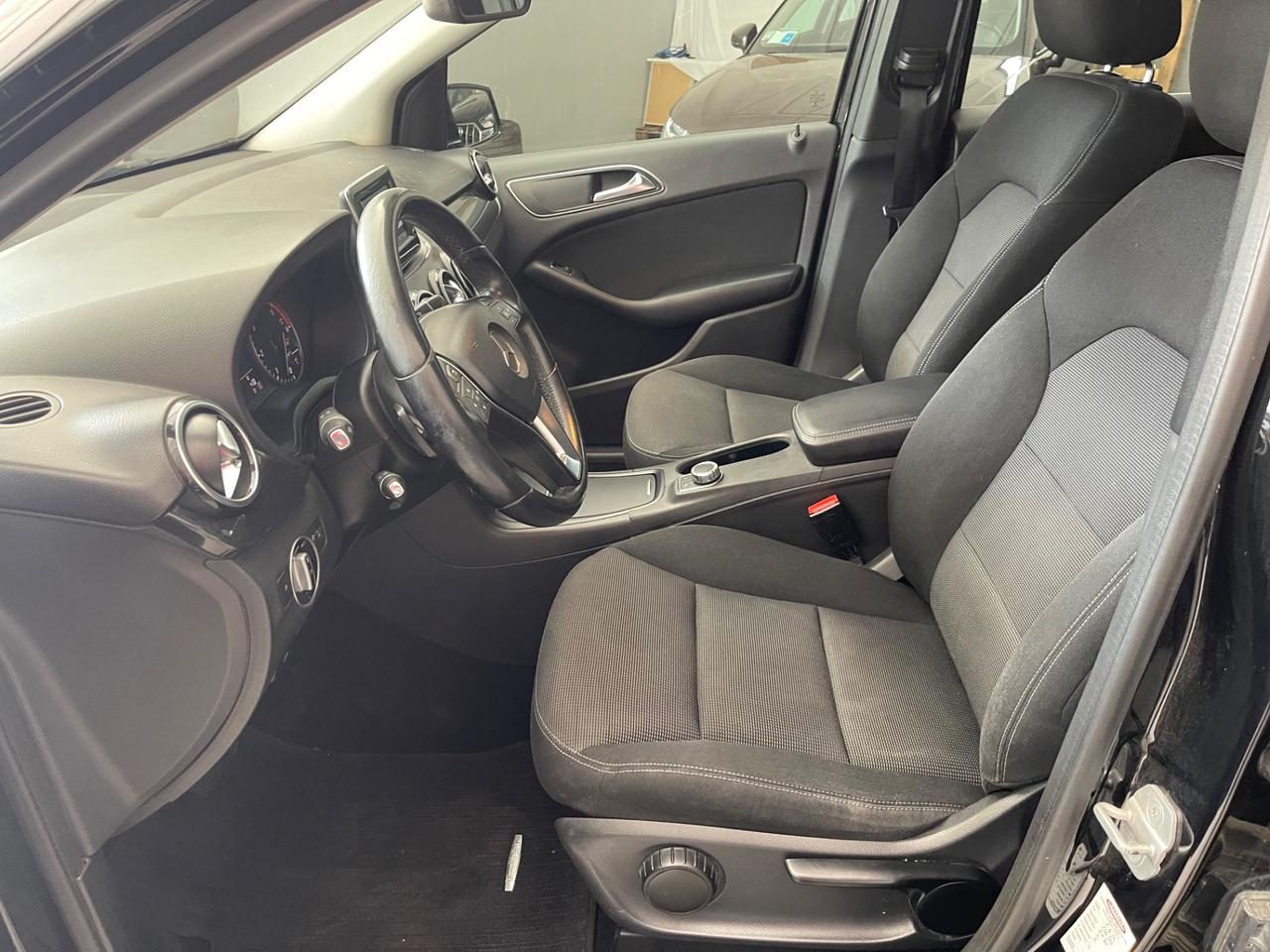 Mercedes-benz B 180 CDI BlueEFFICIENCY Premium