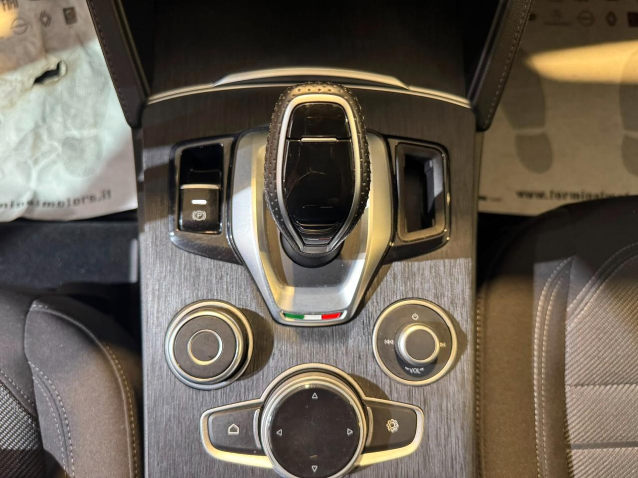 Alfa Romeo Stelvio 2.2 Turbodiesel 190 CV AT8 RWD Business