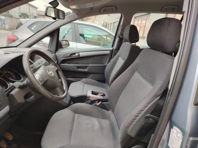 OPEL Zafira 1.9 CDTI 120CV Cosmo 7 POSTI - NEOPATENTATI