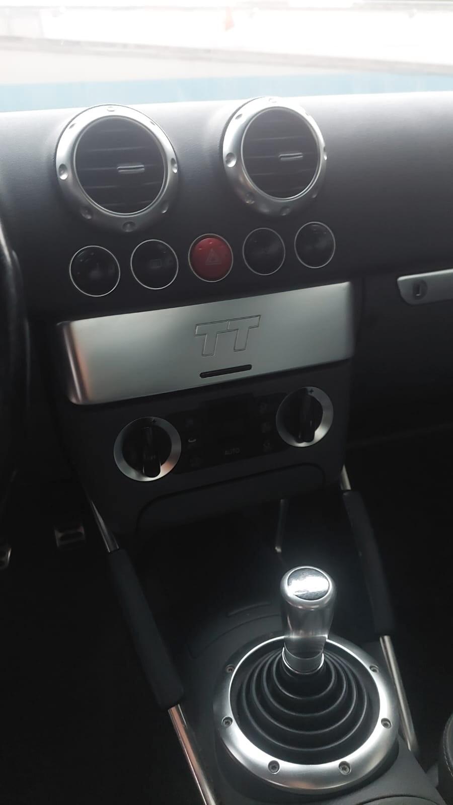 Audi TT Coupé 180 CV ASI