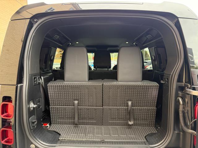 LAND ROVER Defender 110 3.0D I6 250 CV AWD Auto X-Dynamic S (7 POSTI)